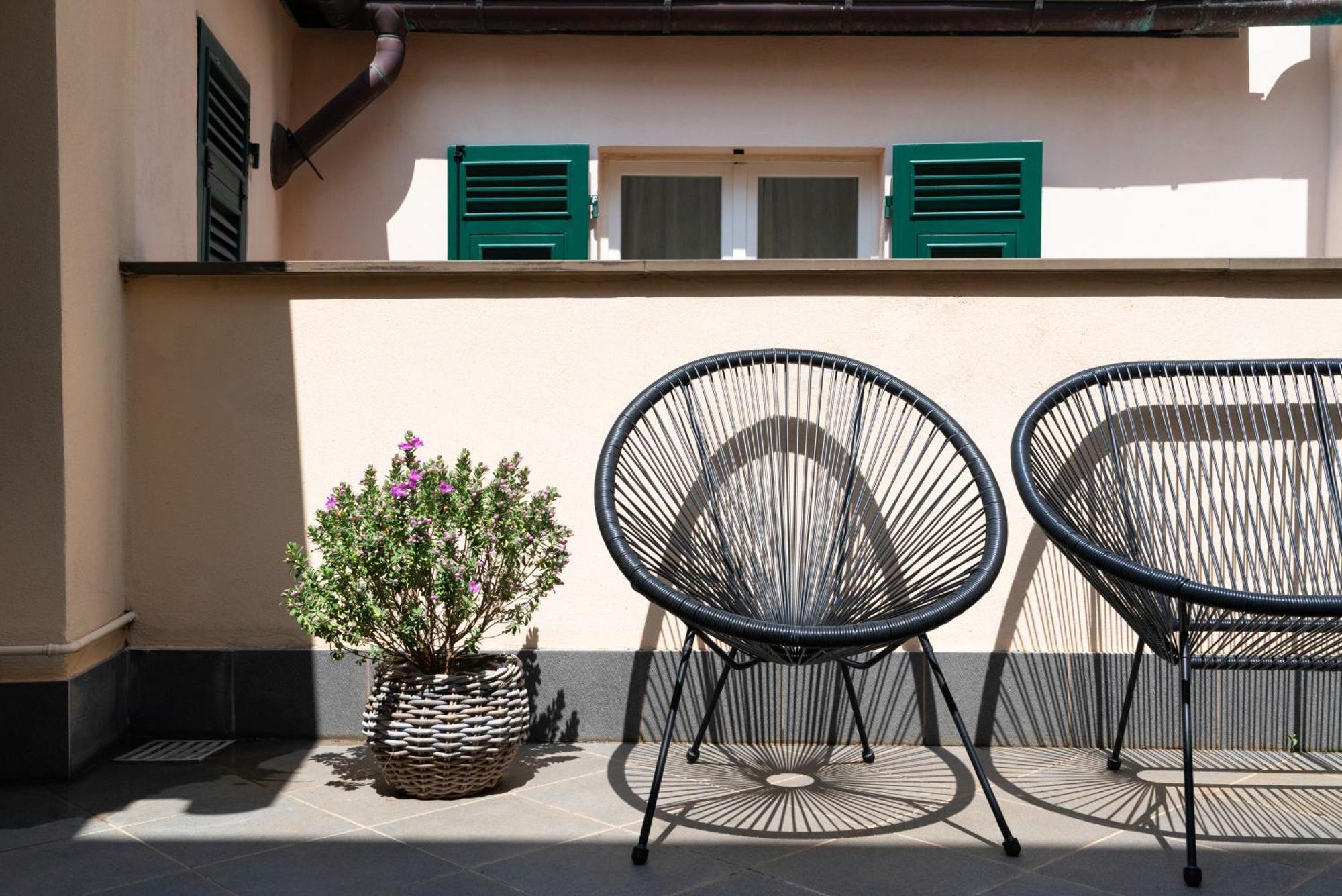 The Seven Residence Genoa Exterior photo